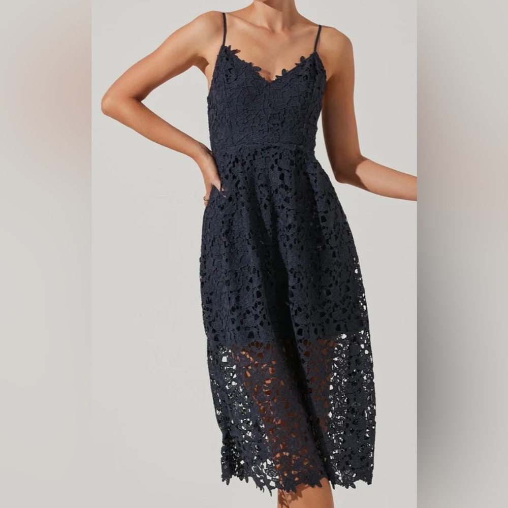 Astr the label navy A-line midi, XL